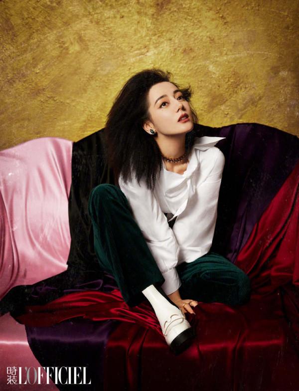 眾女星十一月刊公佈，唐嫣美人魚，熱巴藝術感，楊冪短髮翻車了？