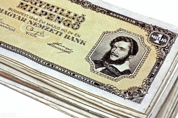 惡性通貨膨脹，買根蔥上萬億！美元放水引發全球通脹該如何應對？