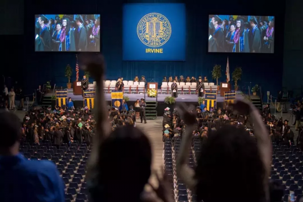 “哈耶普隨便挑的陳佳佳，居然去了UCI？”那又怎樣，UCI牛著呢