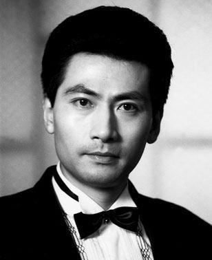 著名歌唱家胡月：嫁給陸劍民，造病歷騙父親，父親去世後泣不成聲