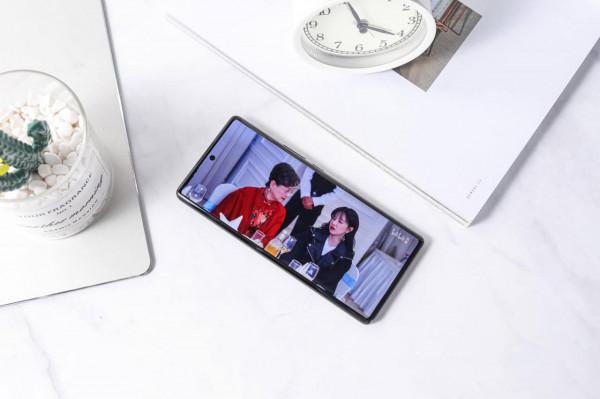 vivo X70 Pro+何以成為安卓機皇?全能是它的最大底氣 vivo X70 Pro+何以成為安卓機皇?全能是它的最大底氣