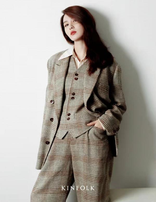 國貨真爭氣！劉詩詩穿國產時裝登大片，高階感不輸倪妮Gucci造型