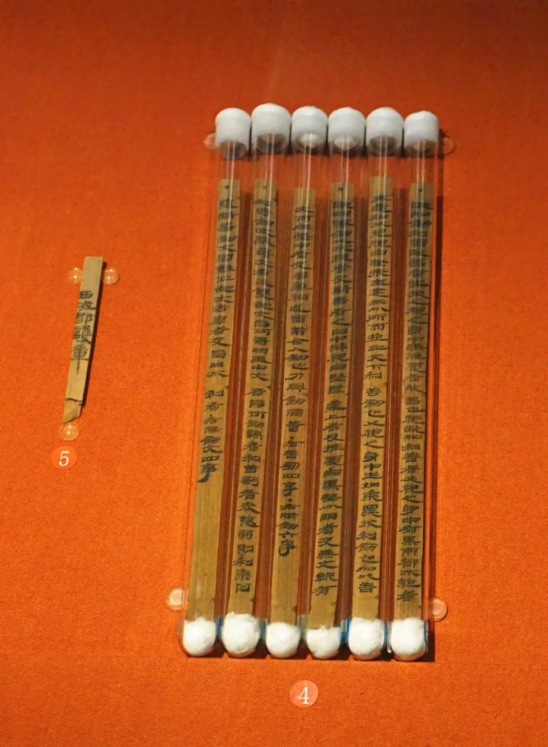 為了敦煌特展,故宮拿出了秘藏60年的大小忽雷 為了敦煌特展,故宮拿出了秘藏60年的大小忽雷