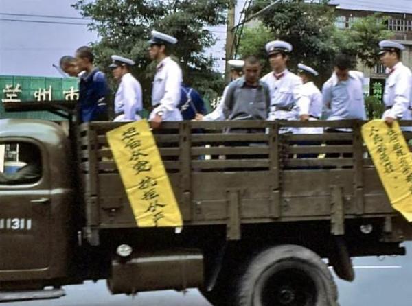 蘭州軍區司令員趙先順警衛員上街辦事被歹徒打傷將軍憤怒
