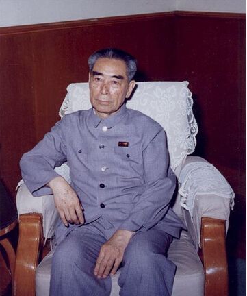 1961年卡車險些撞上週總理座駕,總理下令徹查:對方有意還是無意 1961年卡車險些撞上週總理座駕,總理下令徹查:對方有意還是無意