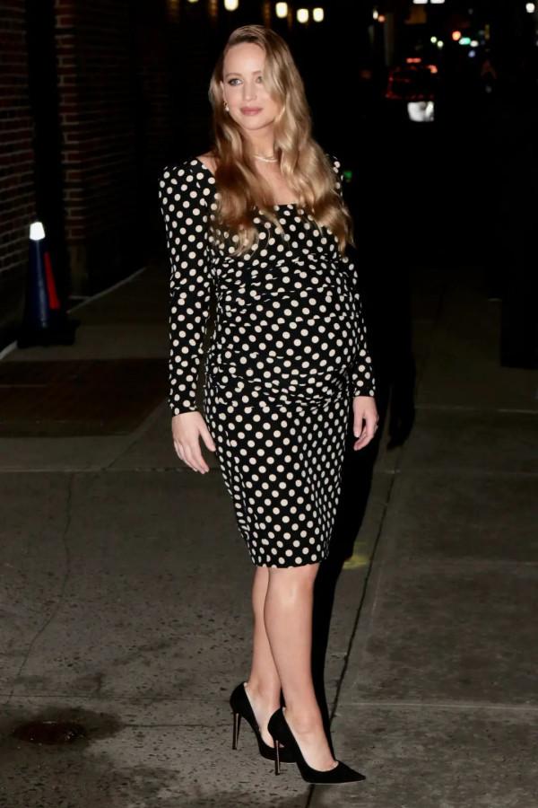 懷孕後浮腫發福的她們，怎麼反而更美了？