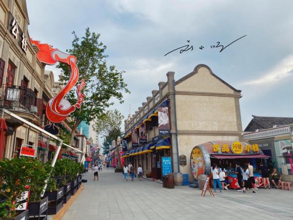 山東煙臺有一條著名百年老街，就在煙臺山下，如今成為網紅打卡點