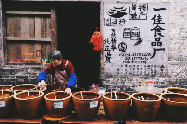 比鳳凰靜謐，比桂林迷人，廣西這座長壽小城，看完想去隱居幾天