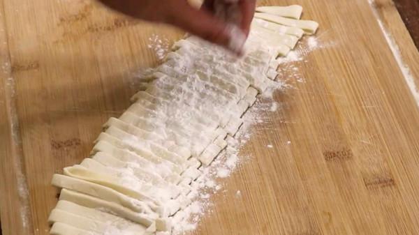 教你做新疆蒸麵，做法簡單，方便易學，愛吃麵食的你一定會喜歡