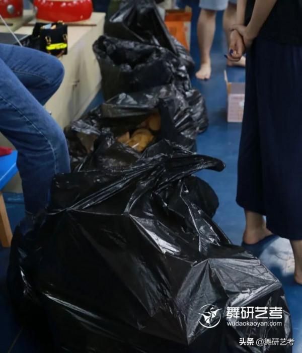 校園清零食活動 | 舞蹈藝考生再不減肥就來不及啦 校園清零食活動 | 舞蹈藝考生再不減肥就來不及啦