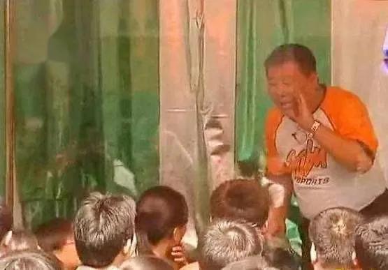 曹雲金酒後流露悔意？郭德綱和曹雲金，曾經的師徒能不能回到過去