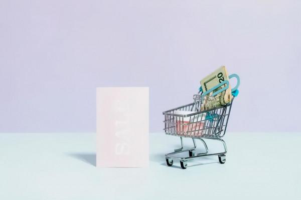 電商入場，代購終被替代？