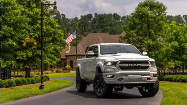 Ram Badlander旨在征服堅固奢華的任何地形 輸出功率高達395馬力