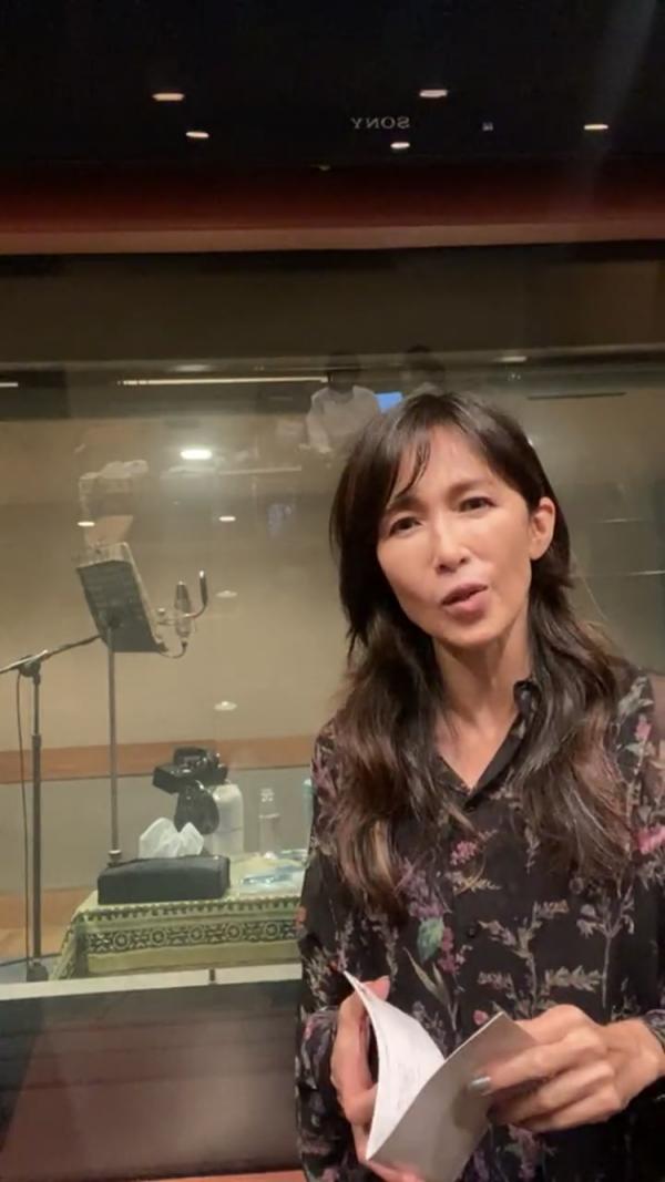 工藤靜香久違直播,51歲自信不施脂粉瘦脫相,錄音棚清唱功底紮實 工藤靜香久違直播,51歲自信不施脂粉瘦脫相,錄音棚清唱功底紮實