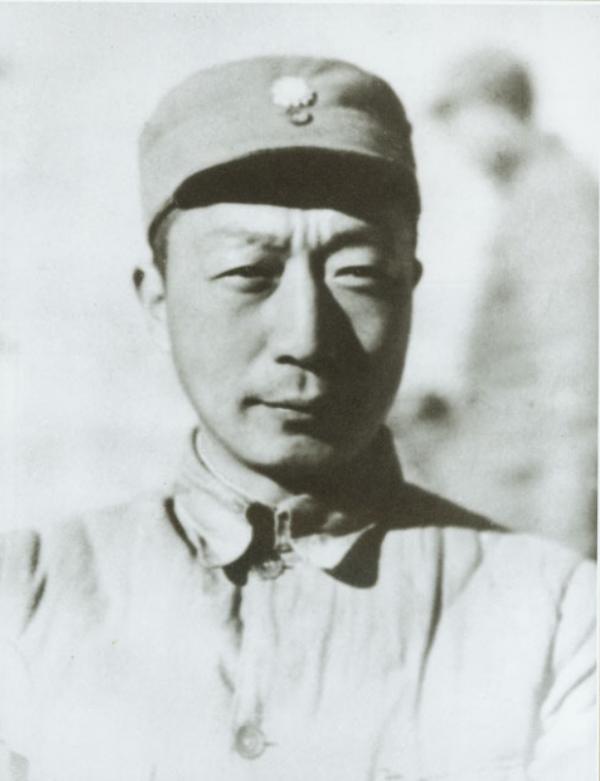 1948年,毛主席住處被國軍戰機精準轟炸,1年後憑1封電報揪出內鬼 1948年,毛主席住處被國軍戰機精準轟炸,1年後憑1封電報揪出內鬼