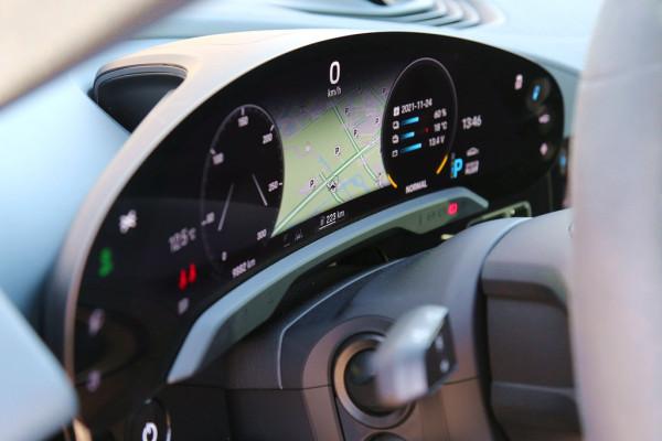 演繹電動、豪華、操控&OpenCurlyDoubleQuote;三重奏&rdquo;試保時捷Taycan 4S