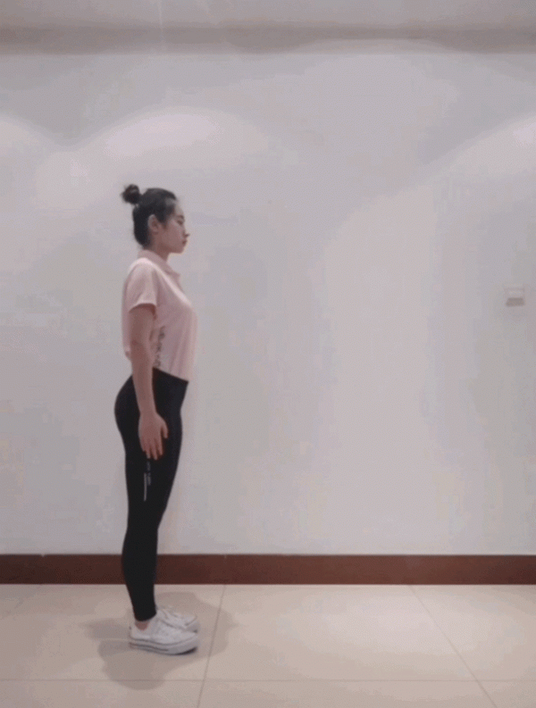 學起來！簡單實用的老年人居家健身操