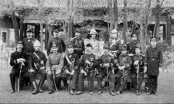 身材矮小的日本人,是怎樣長高的? 身材矮小的日本人,是怎樣長高的?