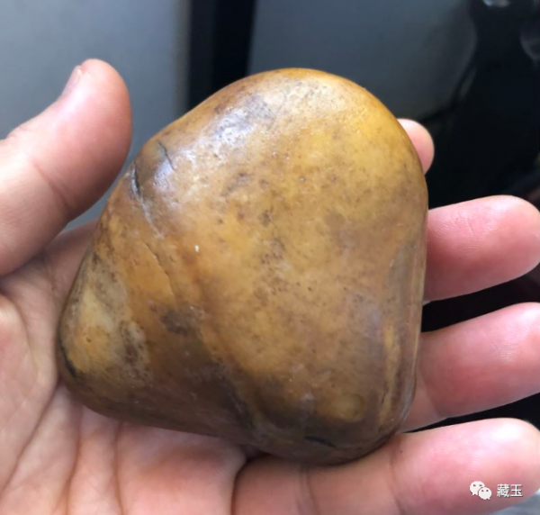 和田玉五不買：黑不買廣西，白不買羅甸，沁不買唐河……