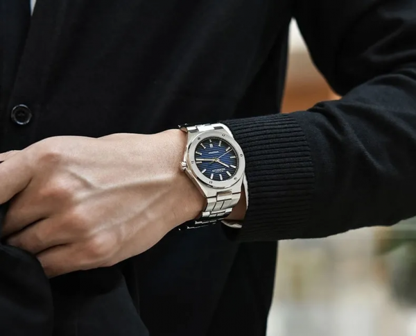 30歲男士可以戴的正裝表，5000左右，一共5款