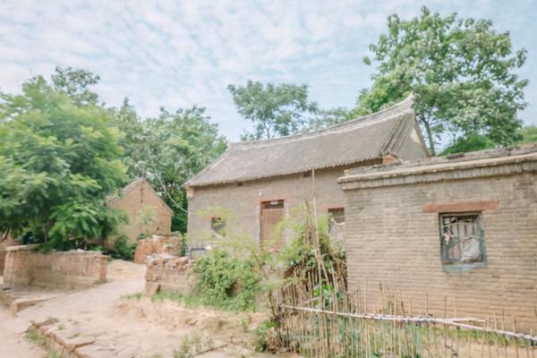 河南這個古村落還有城牆，護城河也很漂亮