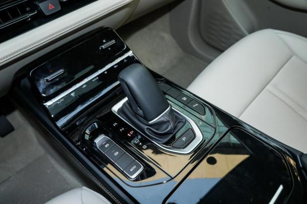 想買舒適省油的MPV，不妨看看這兩款，配矩陣式大燈、後排出風口