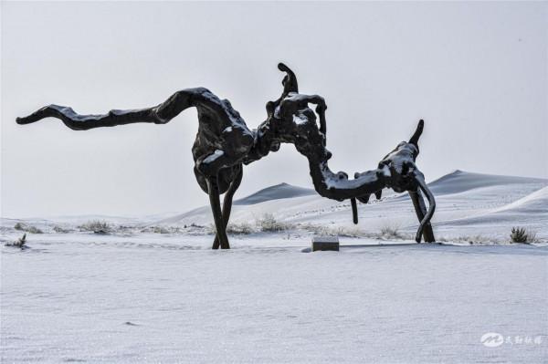 【北國風光&CenterDot;美麗民勤】雪落騰格里
