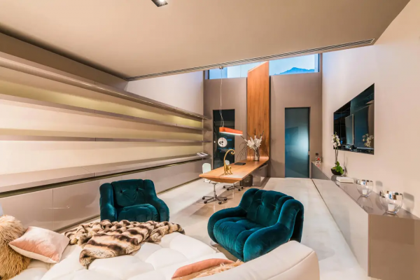 1.6億超級豪宅，3000㎡多，把奢華玩出花樣