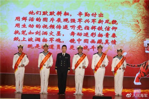 這場軍營春晚，帶你見證海軍防化兵的高光時刻