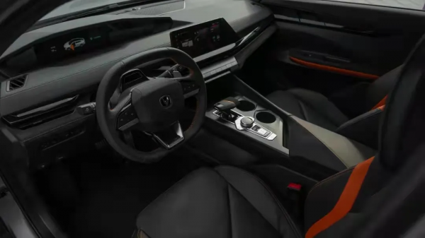 2022，這幾款車能讓我們更“想開點”？