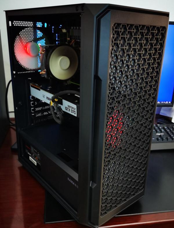 整理物品翻出一張箱說全的gtx970,2千元組六核暢玩大型遊戲主機 整理物品翻出一張箱說全的gtx970,2千元組六核暢玩大型遊戲主機