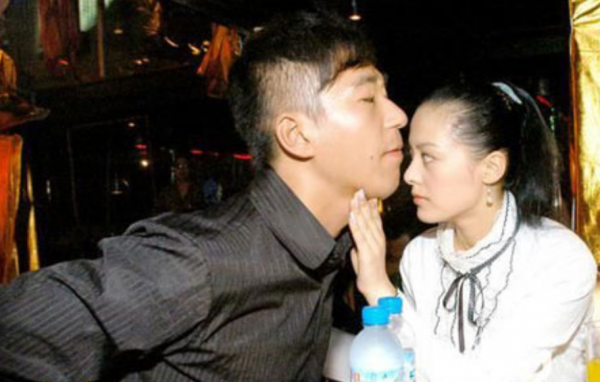 牛萌萌“幻滅史”,她的故事遠比你想得更“毀三觀” 牛萌萌“幻滅史”,她的故事遠比你想得更“毀三觀”