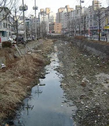 82張照片看最真實的韓國，人均GDP這麼高，真的很繁榮嗎？