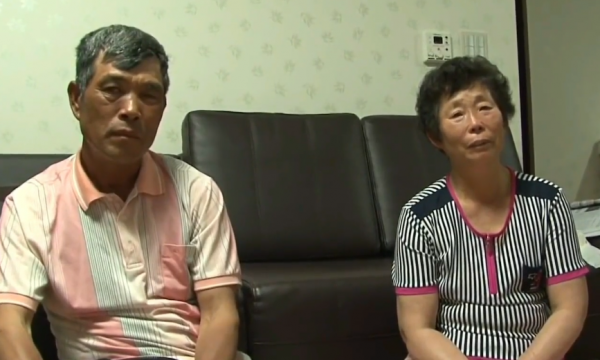 故事:韓國截癱小夥趴著開車,超車變道樣樣精通,正常老司機都佩服 故事:韓國截癱小夥趴著開車,超車變道樣樣精通,正常老司機都佩服