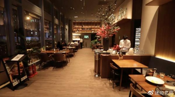 想滿足一站式吃喝玩樂的享受，北京這個藝術感十足的商圈值得一逛