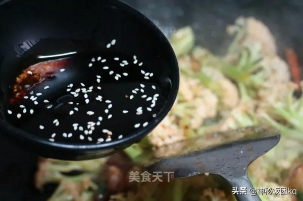 菜花像我這樣做,香脆爽口又入味,米飯有多少吃多少 菜花像我這樣做,香脆爽口又入味,米飯有多少吃多少