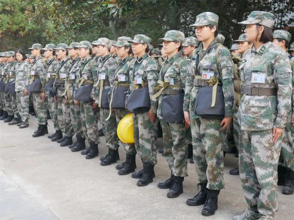 即將退伍的老兵，這份軍旅相簿請查收……