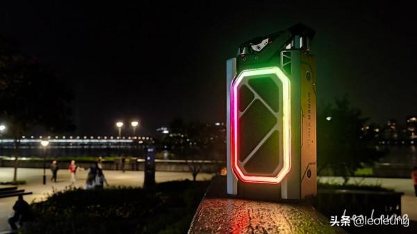 科技效能潮玩貓王XOG「機械光域Shell」藍芽音箱測評