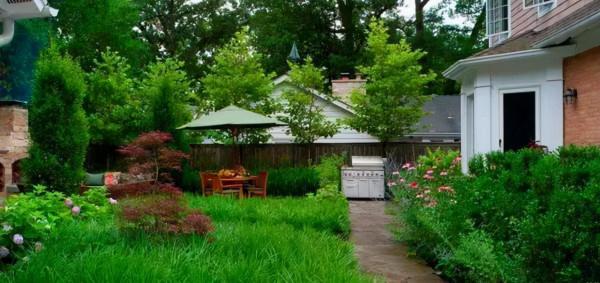 農村沒人要的平房，6萬塊錢買下來，花2萬裝修，養花正好