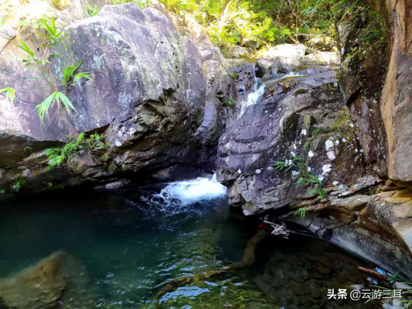為什麼美景都藏在人跡罕至的地方，經常去玩的欖坑，竟然別有洞天