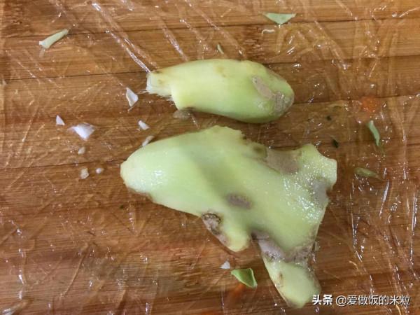 做泡菜用自來水就可以，簡單省事不長白膜不生花，一年四季都可做