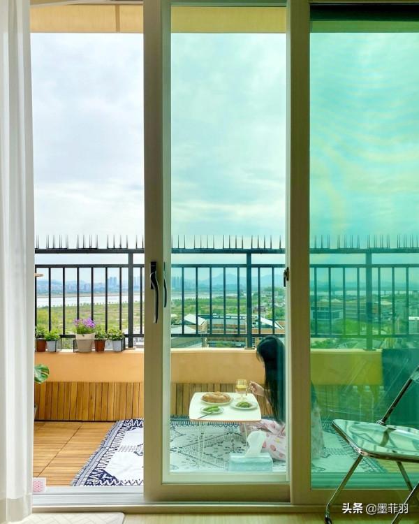 曬曬小姑娘的24㎡小開間,即便是出租房,也一應俱全!尤其是露臺 曬曬小姑娘的24㎡小開間,即便是出租房,也一應俱全!尤其是露臺