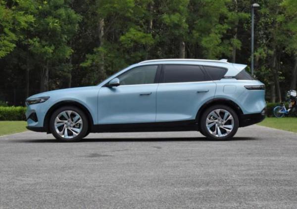 高階嵐圖FREE，提速僅4.5S無憂續航，配倍耐力效能胎，銷量連漲