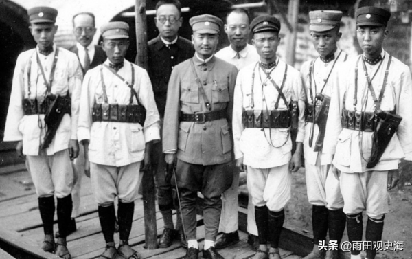 劉鄧才45萬軍隊，為何可以橫掃大西南殲敵90萬？國軍：人心都散了