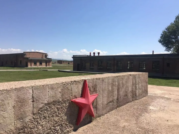 57年前的今天,他為我國第一顆原子彈插接起爆雷管 57年前的今天,他為我國第一顆原子彈插接起爆雷管