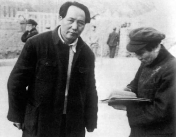 中央書記處會議，鄧小平彙報管轄範圍，毛主席：加上臺灣，很重要