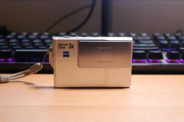 靚仔，你還記得當年的出街必備嗎？CD隨身聽、數碼相機、PSP