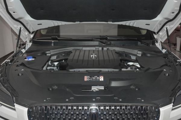 試駕林肯飛行家,對比德系豪華車3.0T引擎是底氣! 試駕林肯飛行家,對比德系豪華車3.0T引擎是底氣!