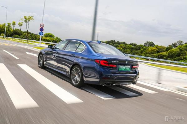 誰說綠牌車都很low?寶馬535Le告訴你什麼叫豪華插混轎車