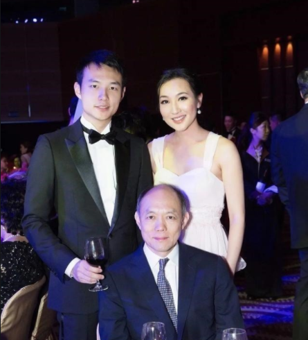 霍英東家族再曝內戰，郭晶晶公公也要出庭，隱形財富南沙3萬畝地